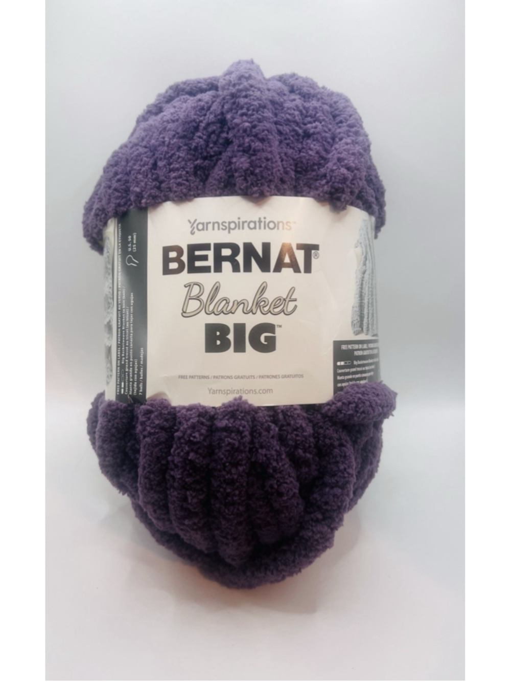 Bernat Big Blanket Yarn Winter Grape Purple Yarnsations 10.5 oz 32 yds Polyester
